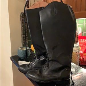 Size 8 Dublin horseback riding boots